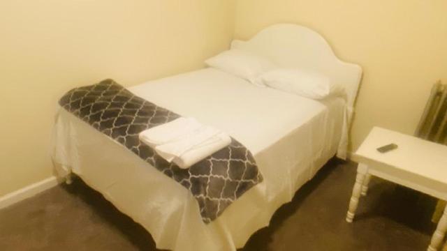 Minutes From Jfk, Beautiful Home With Peaceful, Cosy, Private Room New York Esterno foto