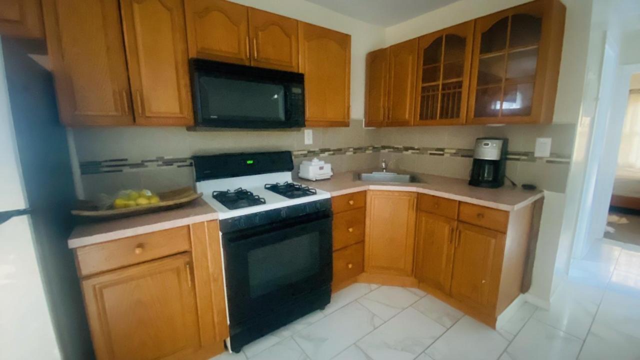 Minutes From Jfk, Beautiful Home With Peaceful, Cosy, Private Room New York Esterno foto
